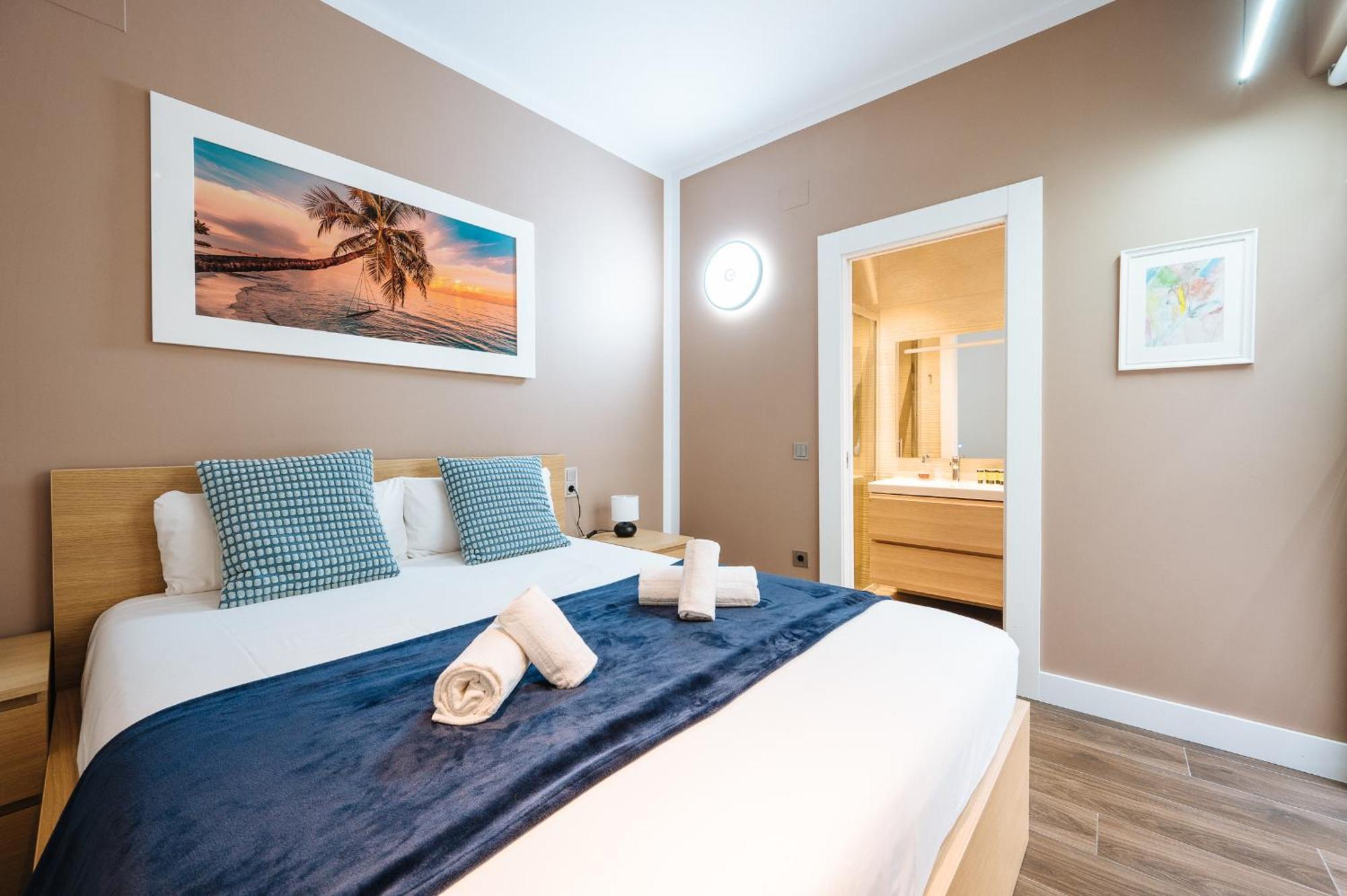 Elegant Duplex 3 Master Bedrooms And Private 세비야 외부 사진