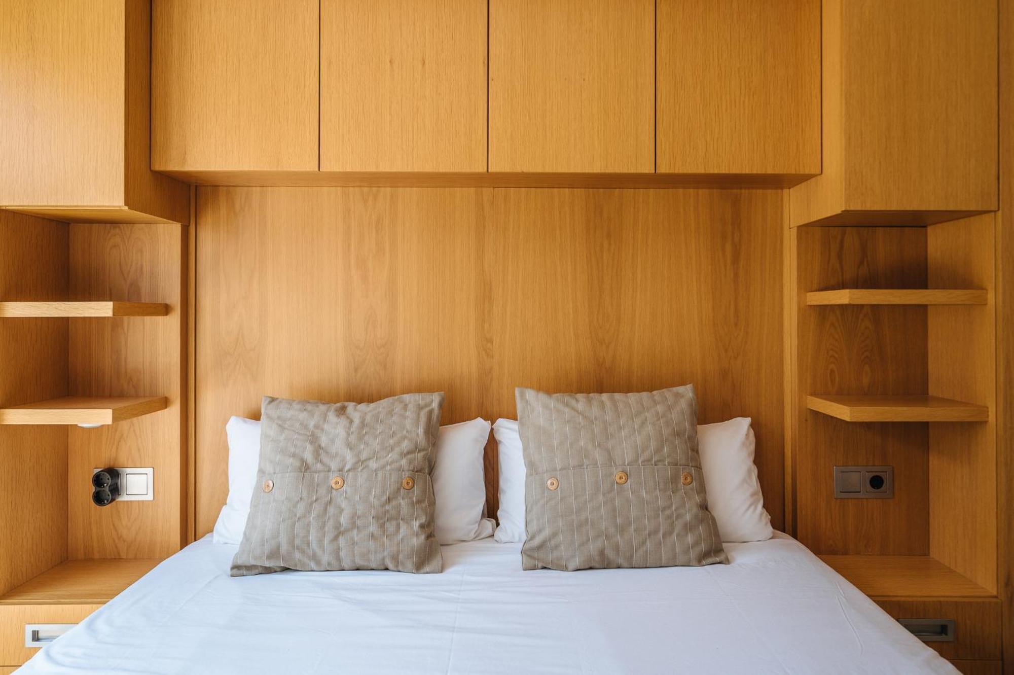Elegant Duplex 3 Master Bedrooms And Private 세비야 외부 사진
