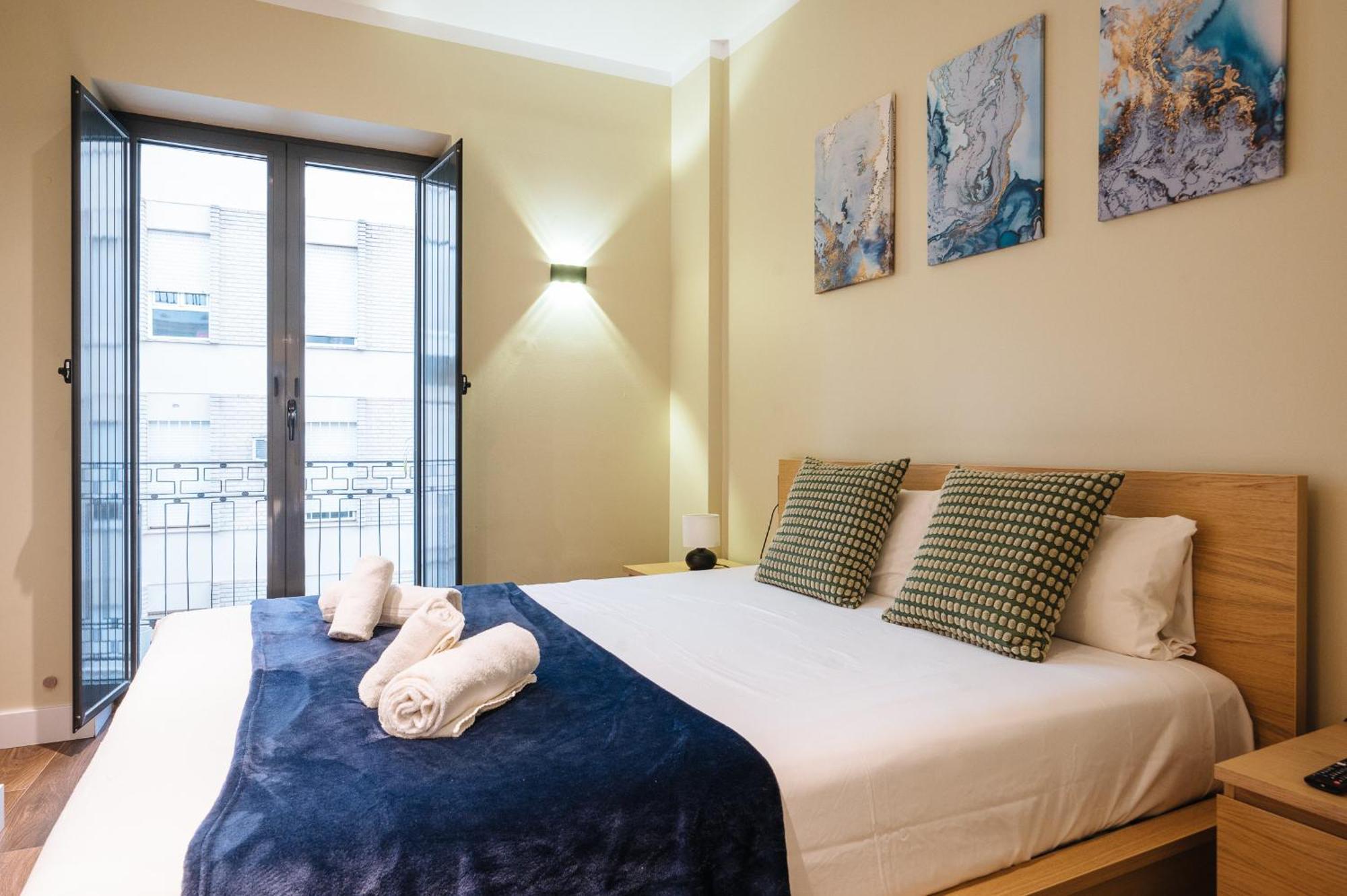 Elegant Duplex 3 Master Bedrooms And Private 세비야 외부 사진