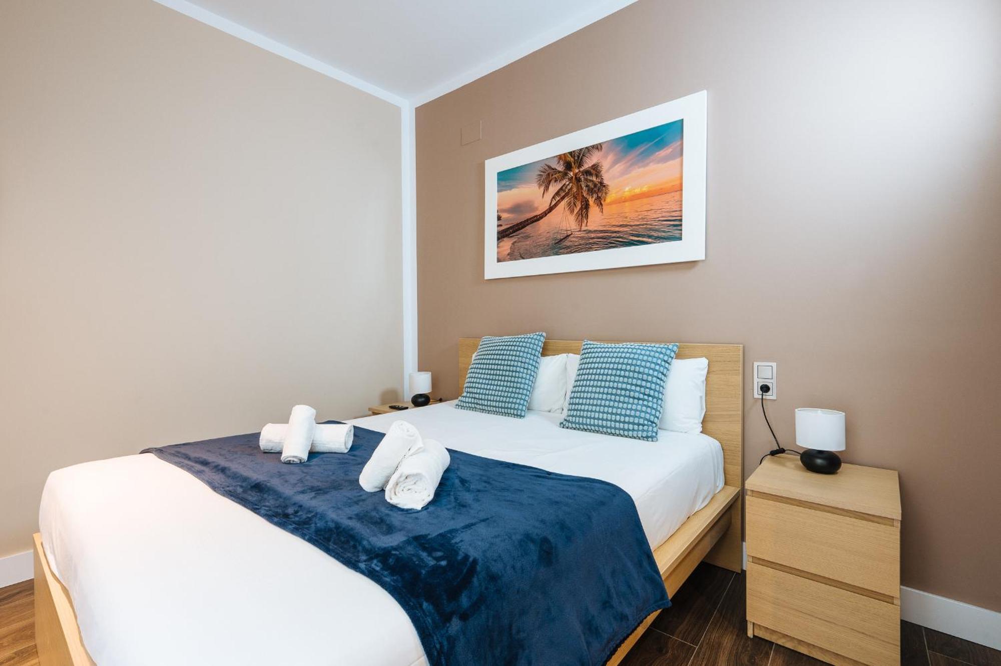 Elegant Duplex 3 Master Bedrooms And Private 세비야 외부 사진